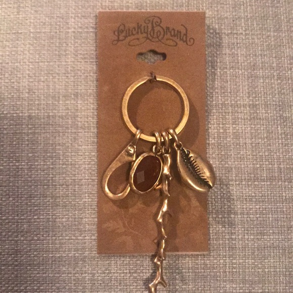 lucky brand accessories